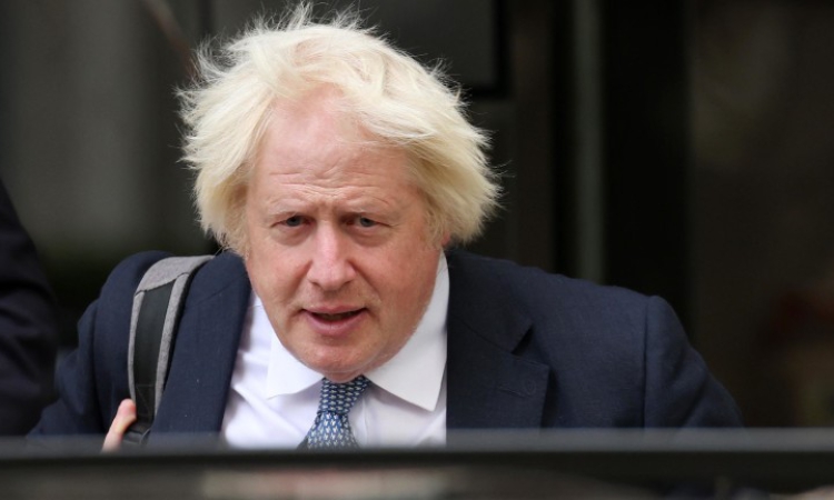 Борис Джонсън: Великобритания веднага трябва да изпрати "сини каски" в Украйна